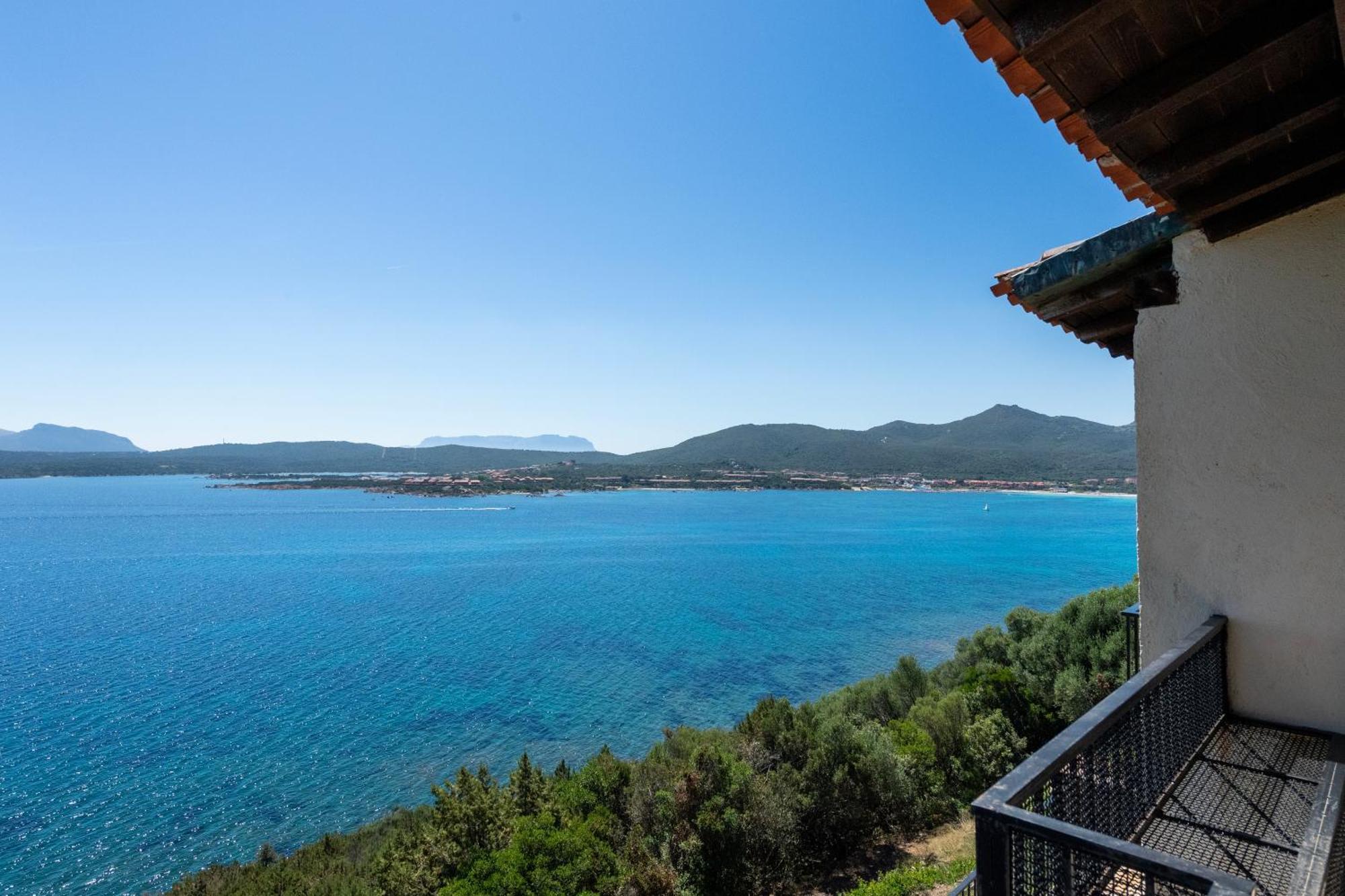 Вилла Casa Vacanze Il Cisto - Golfo Di Marinella Порто-Ротондо Экстерьер фото